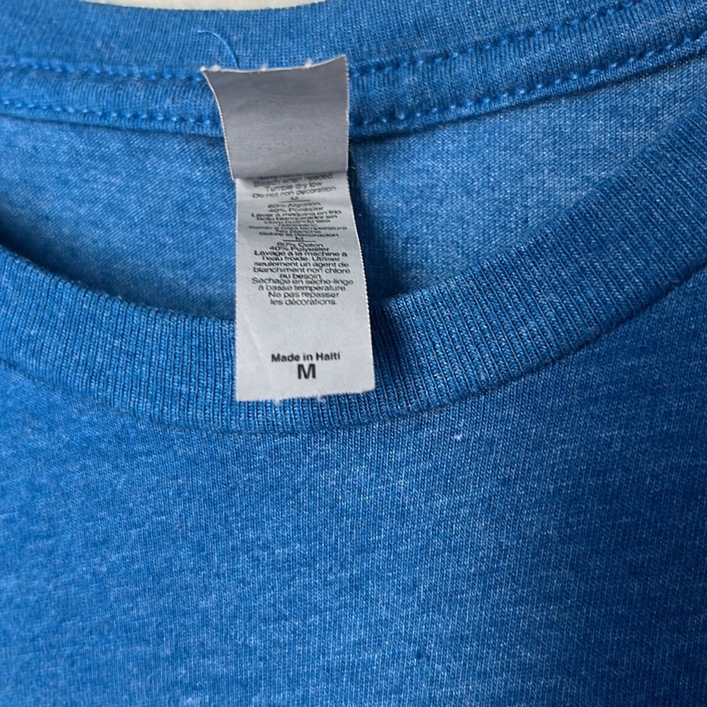 Graphic tee - Picture 3 of 3